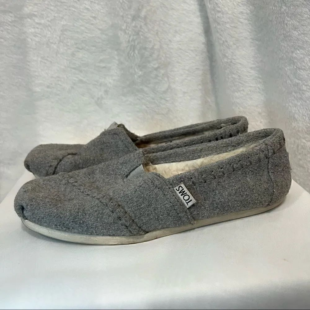 TOMS Wool Classic Slip-On - Picture 4 of 12